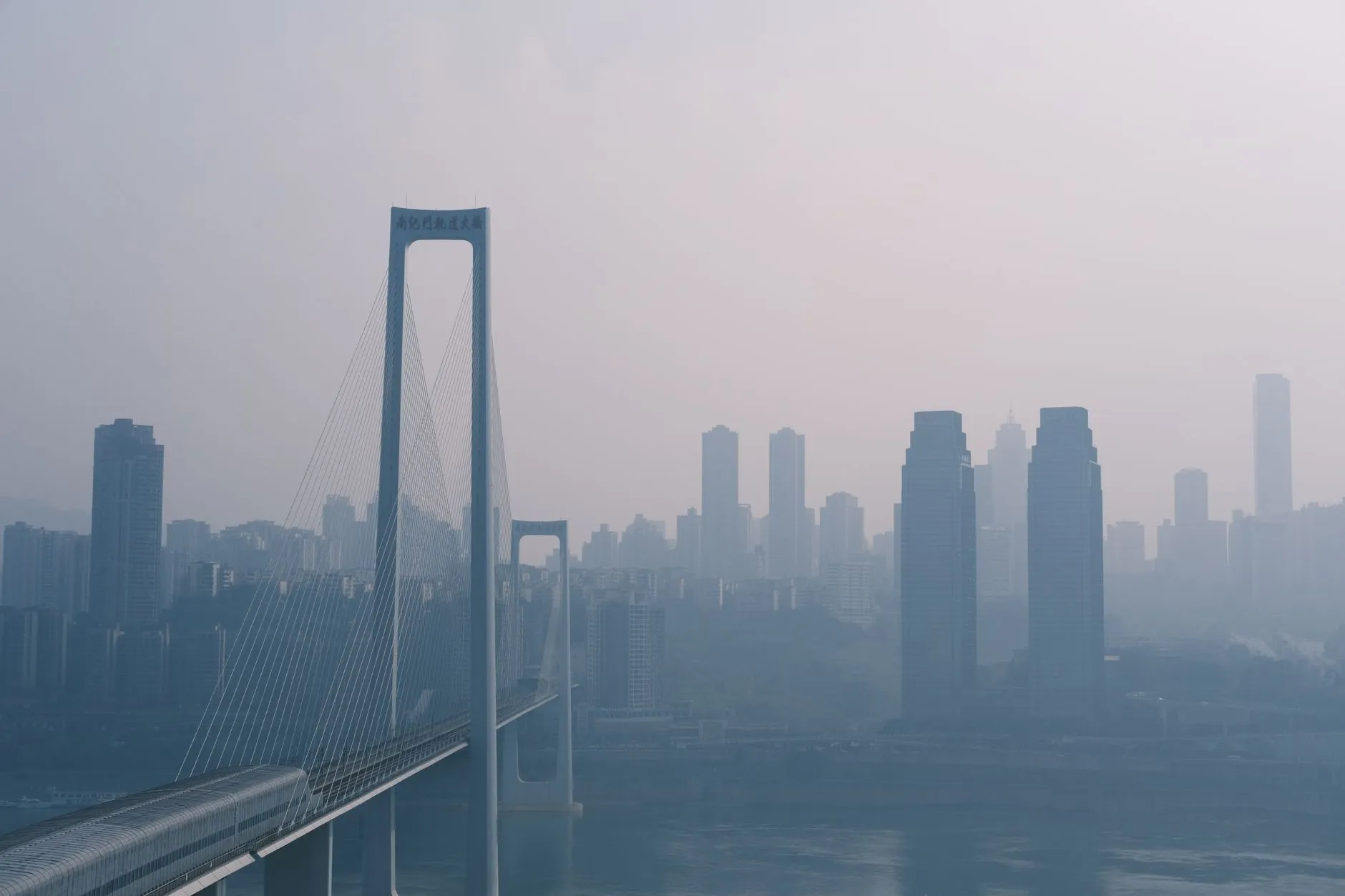 智能设备选型指南：广州企业采购数码产品核心要点解析